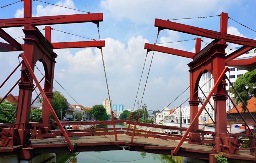 Jakarta Half Day Highlights Tour